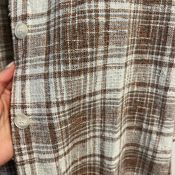 Like New VICI longline Shacket - Picture 2 of 4